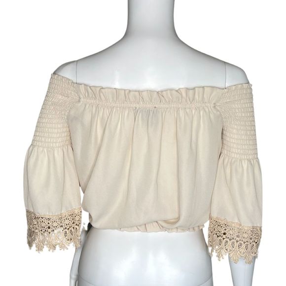 Revamped Shirt Womens XS Beige Bell Sleeve Lace Off The Shoulder Crop Neutral - Picture 4 of 7